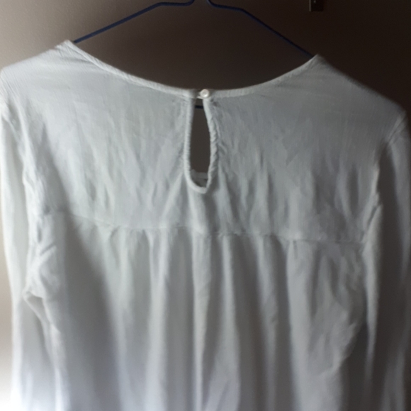 Hollister white summer blouse - Picture 5 of 5